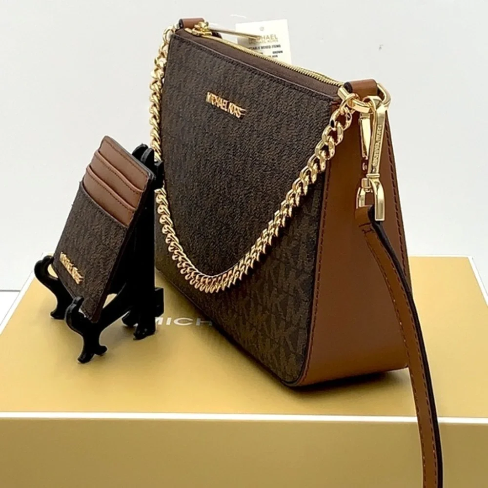MICHAEL KORS GIFTABLE SHOULDER BAG & CARD HOLDER BOXED SET Brown signature NWT